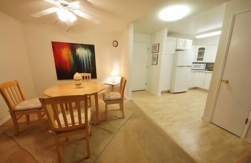 Sherwood - Tualatin South House | Attractive & Comfortable Upscale Condo Close to Everything