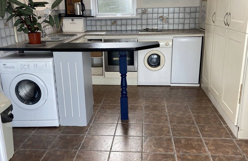 Galway Apartment | Attractive cosy panoramic ocean view on Galway Bay