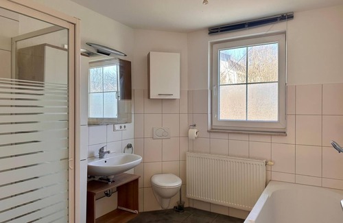 Oberkochen Apartment | Attractive fitter and company accommodation in a central location - 12, Oberkochen