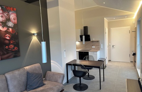 Großhansdorf House | Attractive flat with underground connect. to Hamburg +20 min. to the Baltic Sea