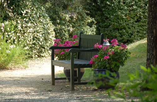 Urval Cottage | Attractive, fully-equipped gîte in a quiet, green setting near Sarlat. sleeps 4/6