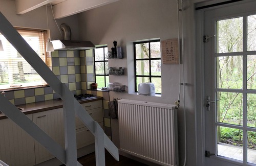 Kollumerpomp House | Attractive holiday home at Lauwersmeer National Park and Wadden Sea