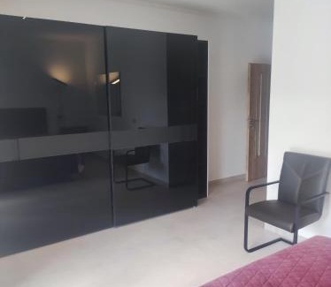 Huchting House | Attraktive Neubauwohnung,Balkone,WIFI,Parken im Hof,Ganze Ruhe