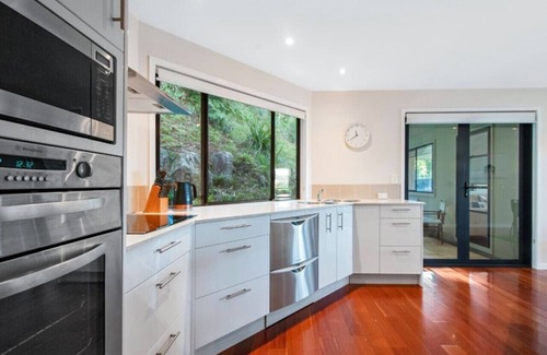 Bar Point House | Attunga - Stunning waterviews