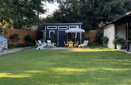 North Shoal Creek House | ATX Charmer - Family friendly - Minutes from Domain