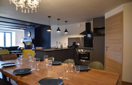 Gencay Apartment | Atypical apartment in the heart of Gençay