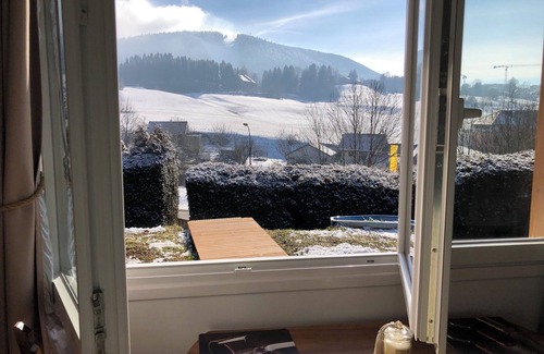 Metabief Ski Chalet | Atypical chalet with enclosed garden and breathtaking views! Rosa-Lila the Tiny-house