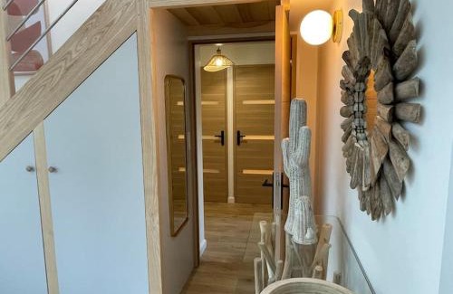 Ande House | Au bal des hirondelles
