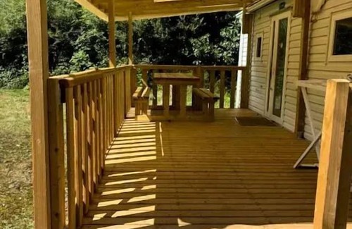 Correze House | Au Bois de Calais * - Mobilhome : 2 bedrooms, 5 people