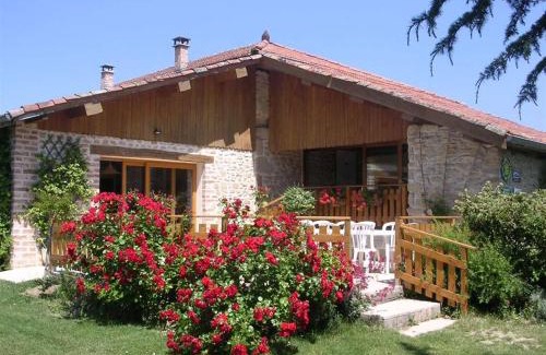 Saint-Lattier House | au bonheur du cedre