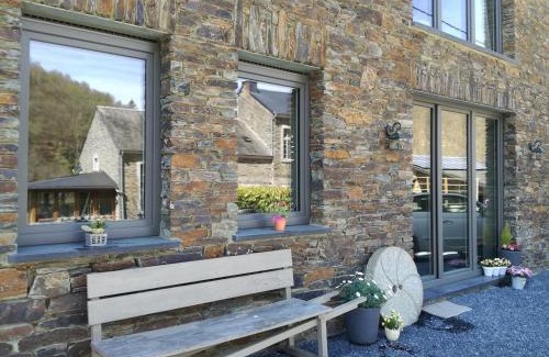 Vresse-sur-Semois Bed & Breakfast | Au Bord de l'Eau