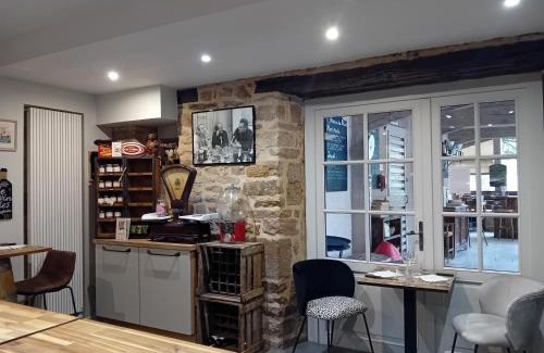 Aiguelèze Hotel | Au bord de l'eau Salles sur Cerou