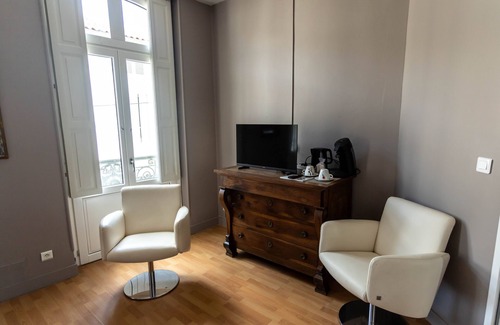 Tonneins Apartment | au Bord de la Garonne Ideal Pour Cadres en Mutation et Famille Gare à Proximité