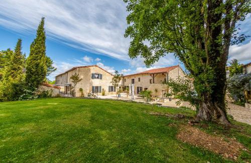 Mareuil House | Au Clos Des Dély - Chambre d Hôtes "Référence" climatisée