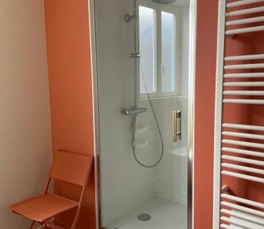 Thermal Apartment | AU COEUR DES SOURCES - Face aux Parcs & Thermes - Hypercentre