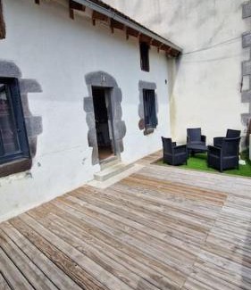 Aurillac House | Au coin des amis