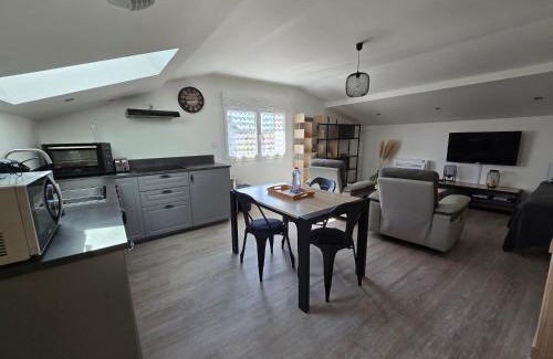 Contrexeville Apartment | Au fil du bois