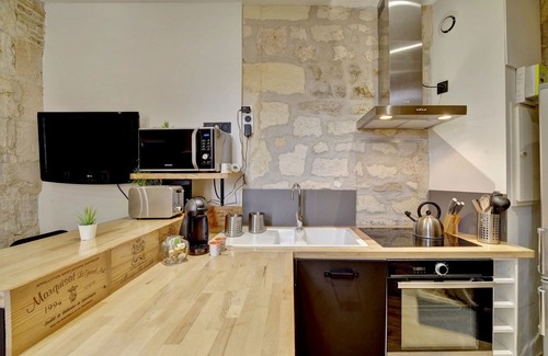 Capucins - Victoire Apartment | Au Marché des Capucins - Joli T2 en duplex