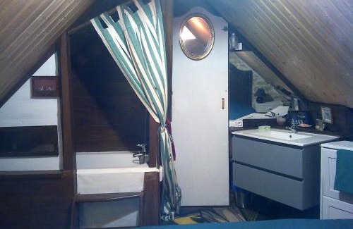 Marcilly-Ogny House | Au verger de Marcilly