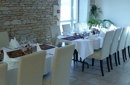 Bernieres-sur-Mer Hotel | Auberge de la Luzerne