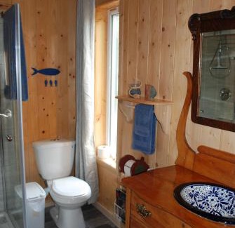 Routhierville Hotel | Auberge de la Rivière Matapédia - Matapédia River Lodge