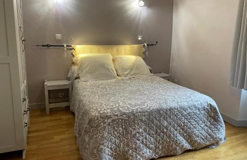 Usson Hotel | Auberge De Margot