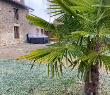 Grivy-Loisy Bed & Breakfast | auberge du pied des monts