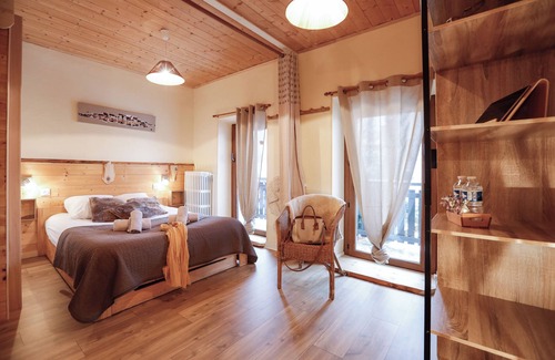 Correncon-en-Vercors Hotel | Auberge Les 2 Moucherolles
