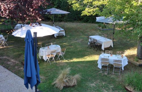 Sainte-Gemme-en-Sancerrois Hotel | Auberge Sainte-Gemme