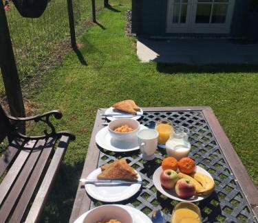 Bargeddie Cabin | Auchenlea lodges