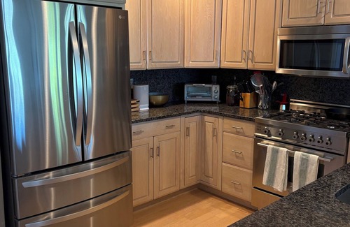 Avon House | Aug weeks avail! Renovated Bay Head home steps from the ocean & town. WiFi & AC.