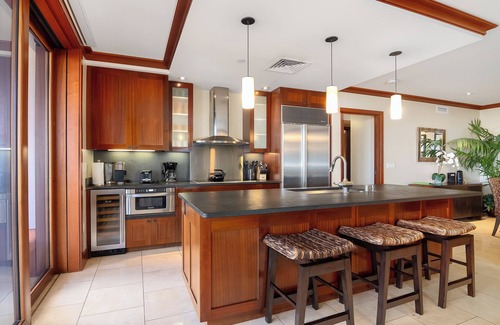 Ko Olina Resort | August Book Ahead & Save! KoOlina Beach End Unit with Amazing Lanai Ocean Views