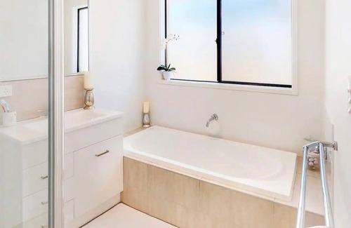 Augustine Heights House | Augustine Heights, Queensland, Australia