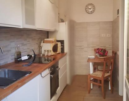 Quartiere XX Ardeatino Apartment | AugustoVera19 Tourist Accommodation