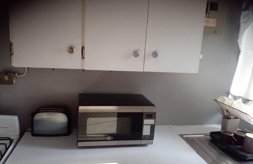 New Kingston Apartment | Aunt G's Homestay
