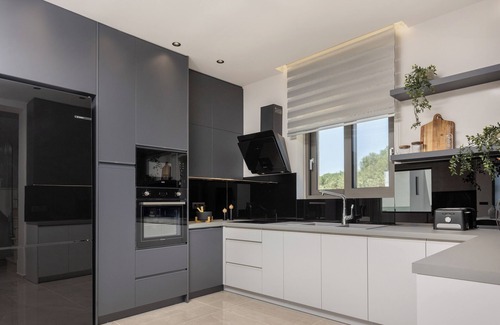 Dragano Apartment | Aura Del Sol