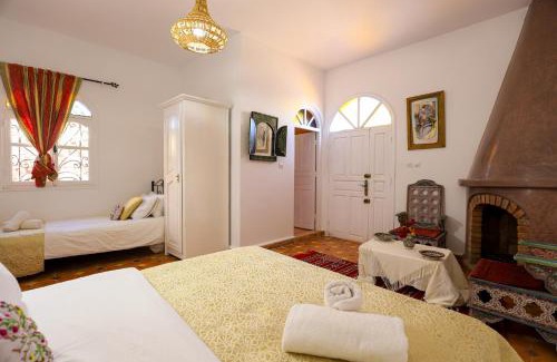 Moulay Bouzarqtoune House | Aura Tissa