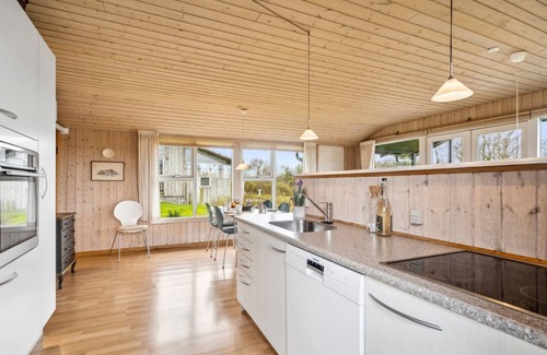 Hvalpsund House | "Aurelia" - 400m to the inlet by Interhome