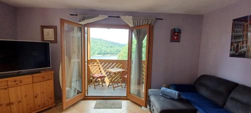 Fuzine Apartment | Aurora on the lake