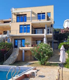 Utjeha Villa | Aurora Spa