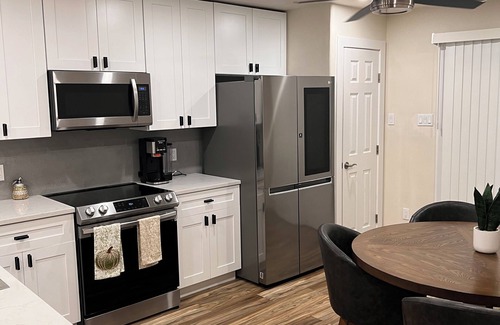 North Austin Civic Association House | Austin 1 bedroom home near Q2 Stadium & Domain, Formula 1