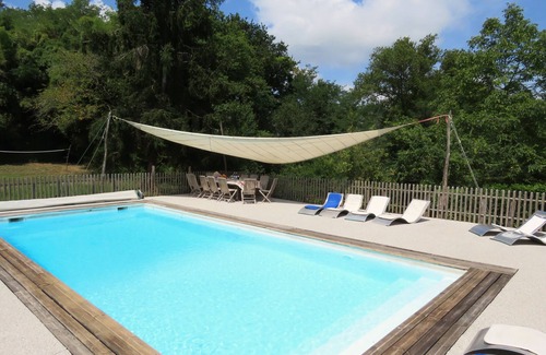 Urcuit House | Authentic Basque Farm from the 17th century, clam, private swimming pool, forest