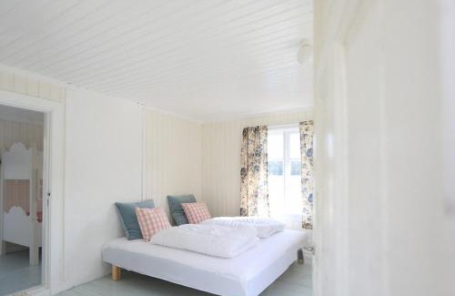 Hurum House | Authentic Cabin On Private Islet In Oslo Fjord