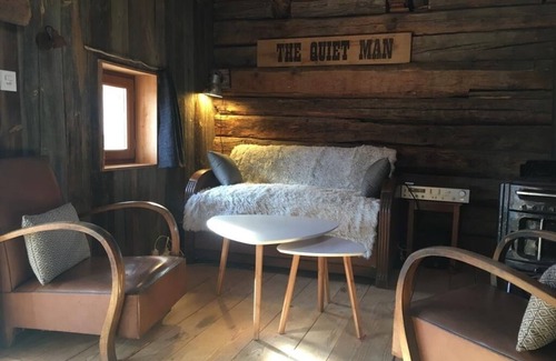 Le Tretien Ski Chalet | Authentic chalet