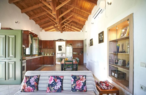 Agía Eiríni Cottage | Authentic Cottage in a heaven of natural Beauty