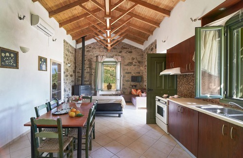 Agía Eiríni Cottage | Authentic Cottage in a heaven of natural Beauty