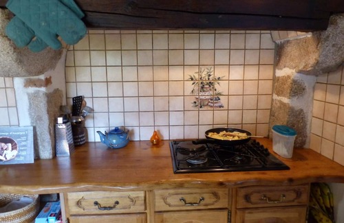 Laprugne Cottage | Authentic House with Garden and Fireplace, Pets Allowed, Parking, Internet