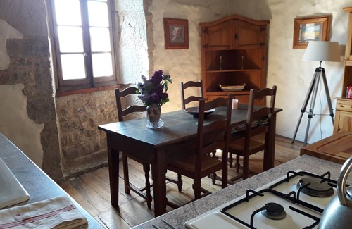 Ambeyrac House | Authentic little house