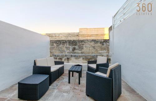 Rabat House | Authentic & Spacious 3BR home with Private Terrace by 360 Estates