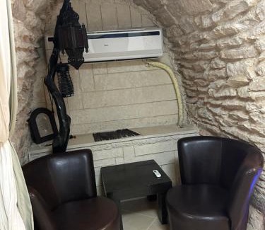 Safed Old City Apartment | Authentic Tzfat Cave Tzimmer